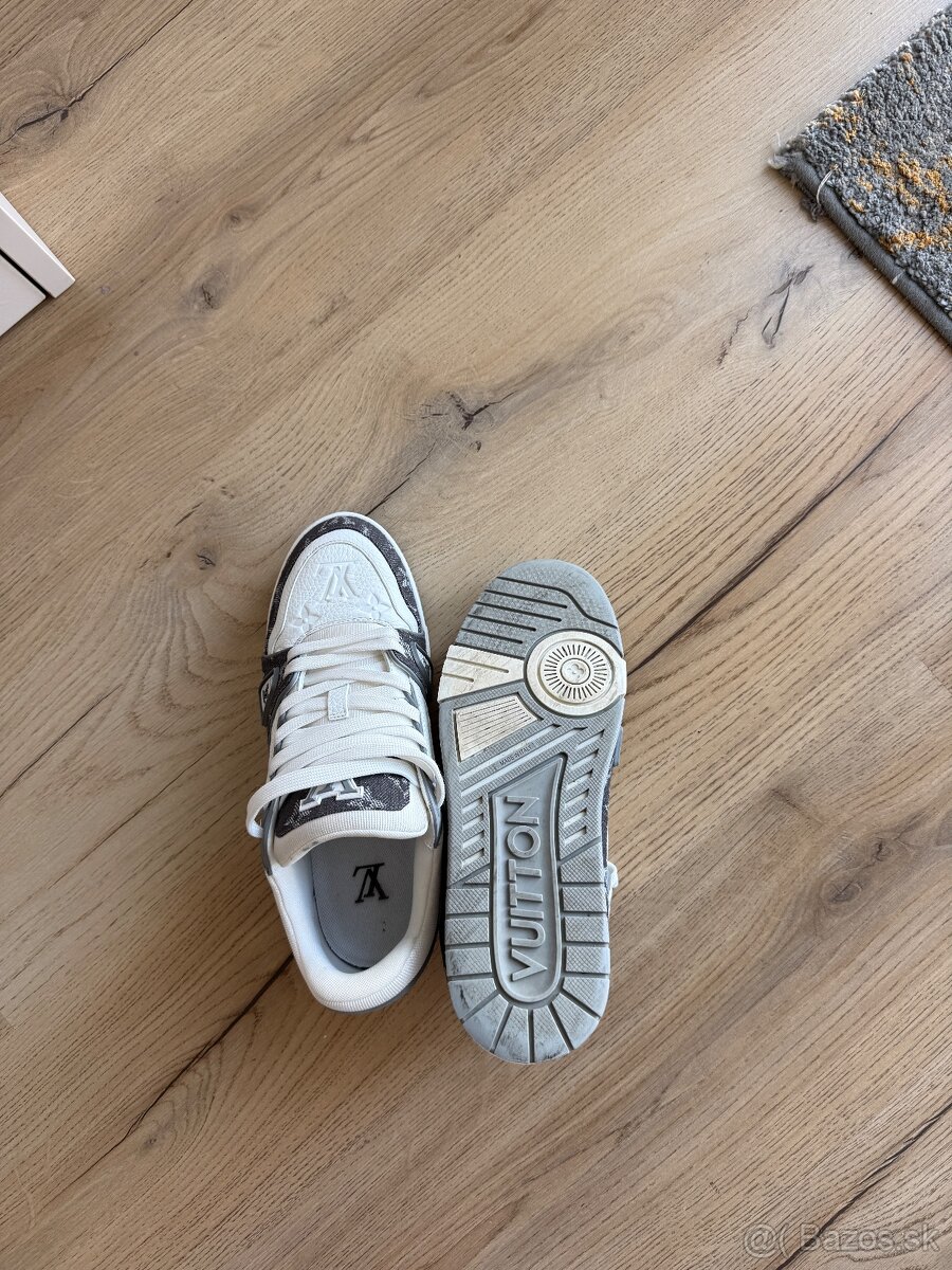 tenisky LOUIS VUITTON UK6,5-7 - 5