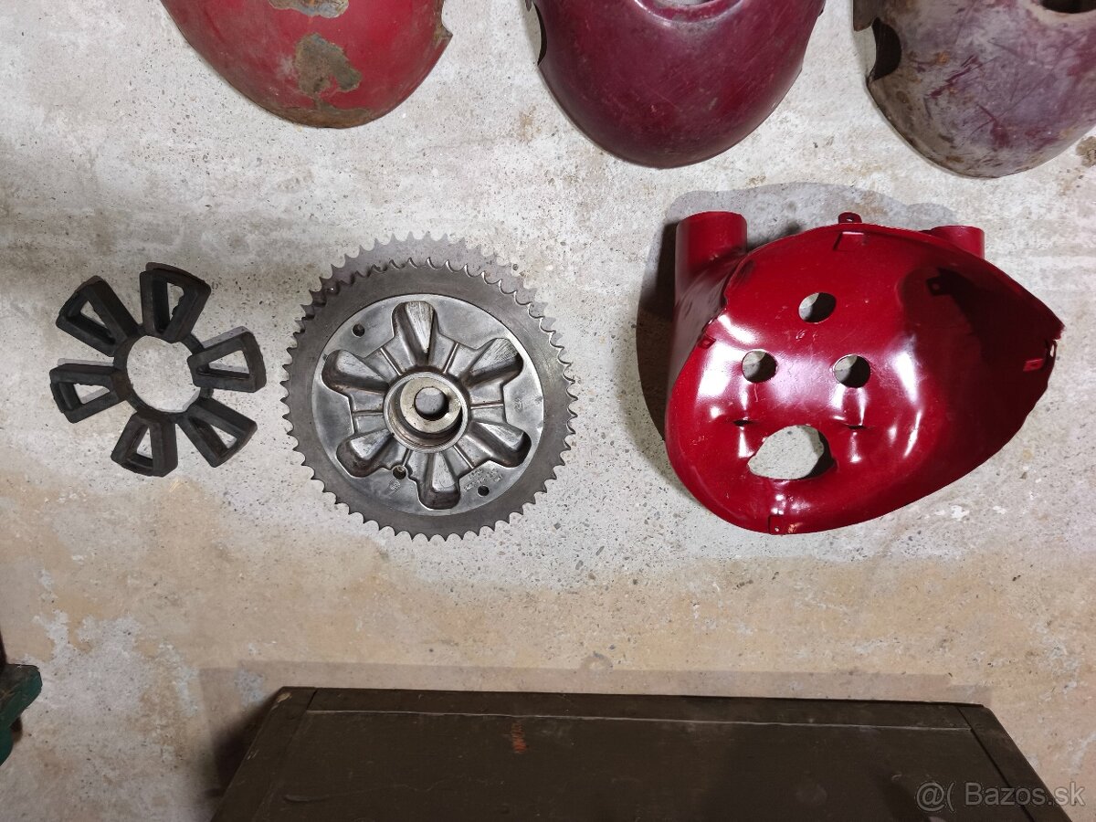 Predám plechové diely Jawa - 5