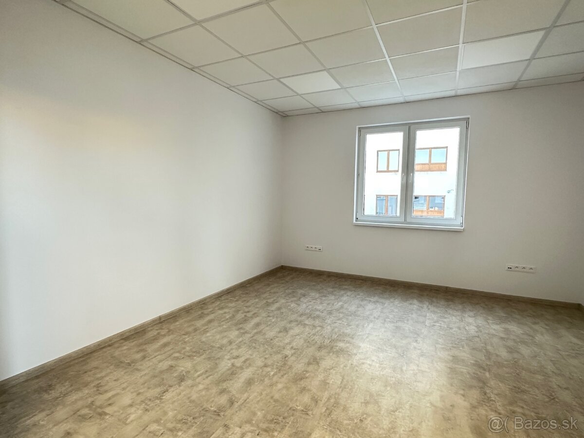 Administratívna budova-kancelárie, obchodný priestor, sklad - 5