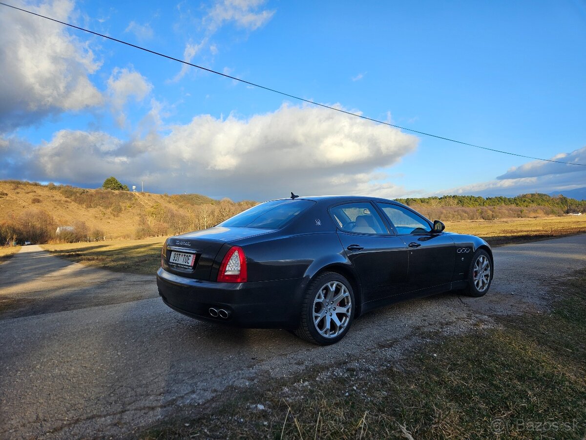 Maserati Quattroporte S - 5