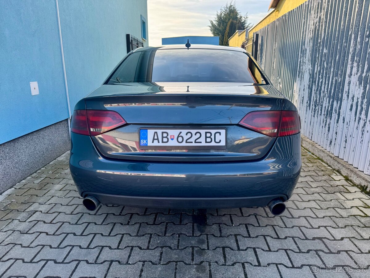 Audi A4 B8 3.2 FSI 195kW Quattro - 5