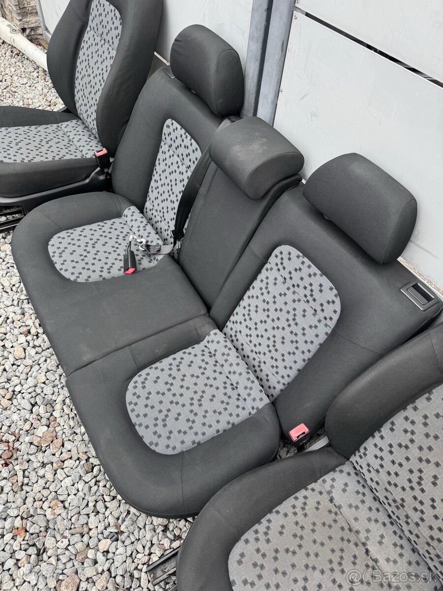 Sedačky Škoda Fabia I - 5
