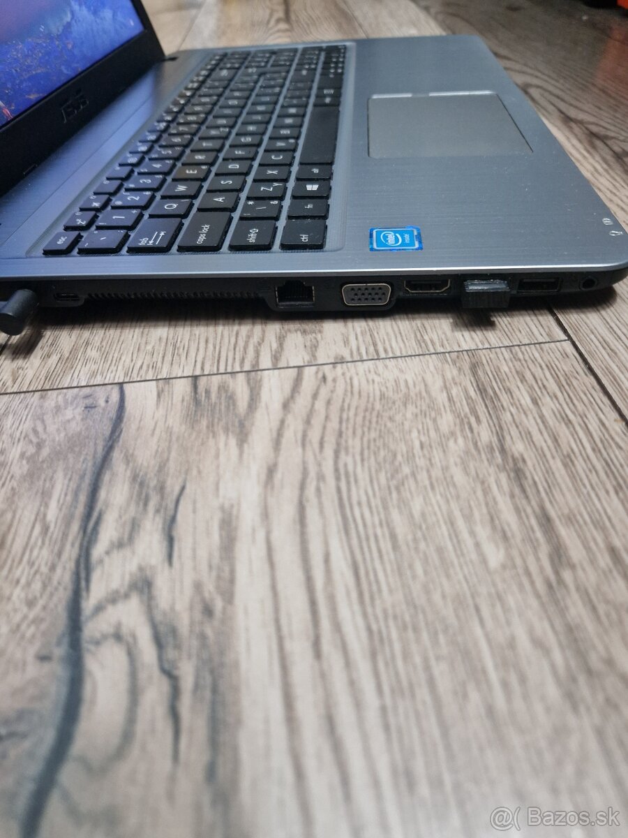 Predam notebook HP, ASUS, MP3 MP4 prehrávač, WIFI router, au - 5