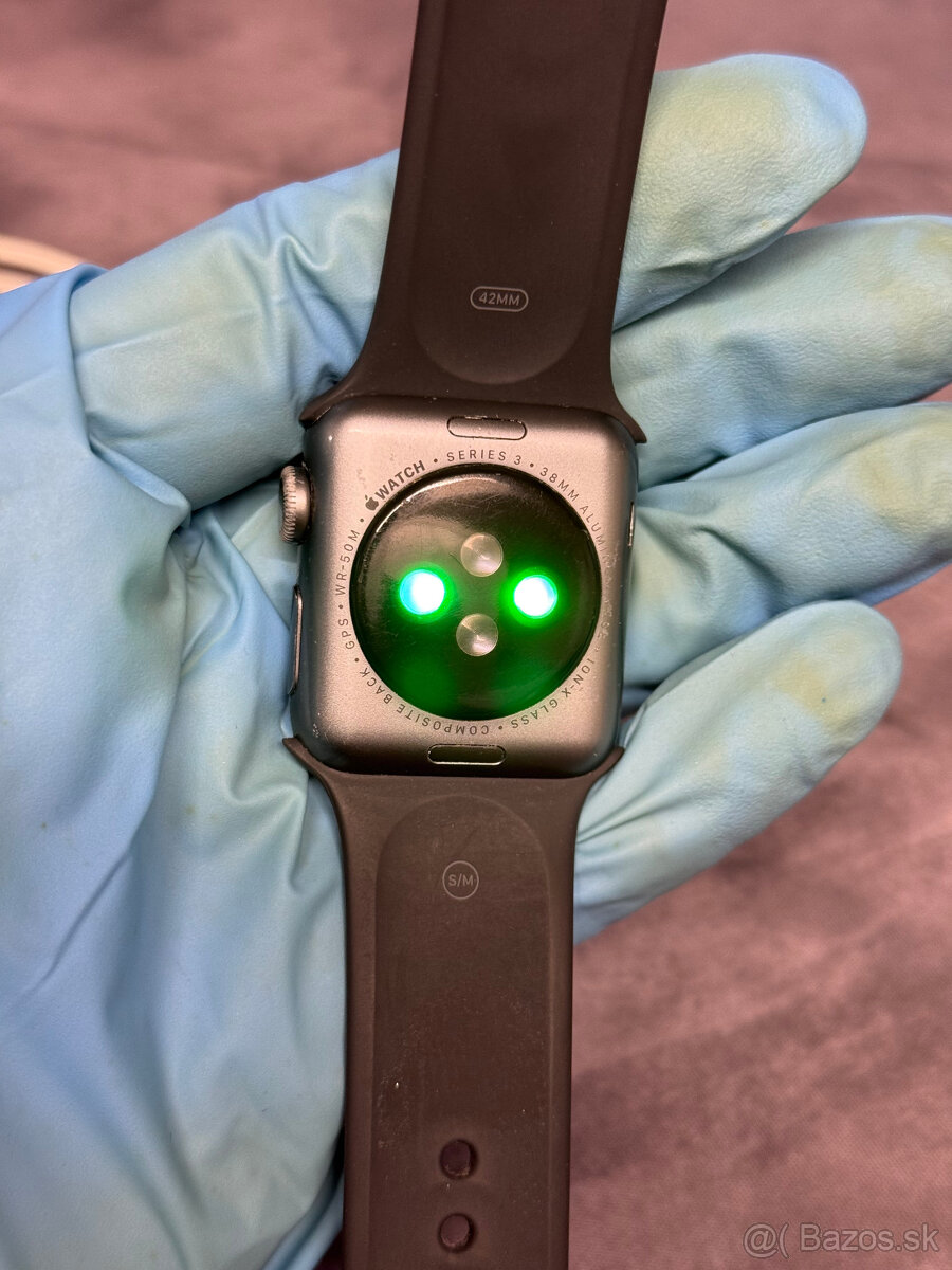 Apple Watch 3 38mm / 82% batéria - 5