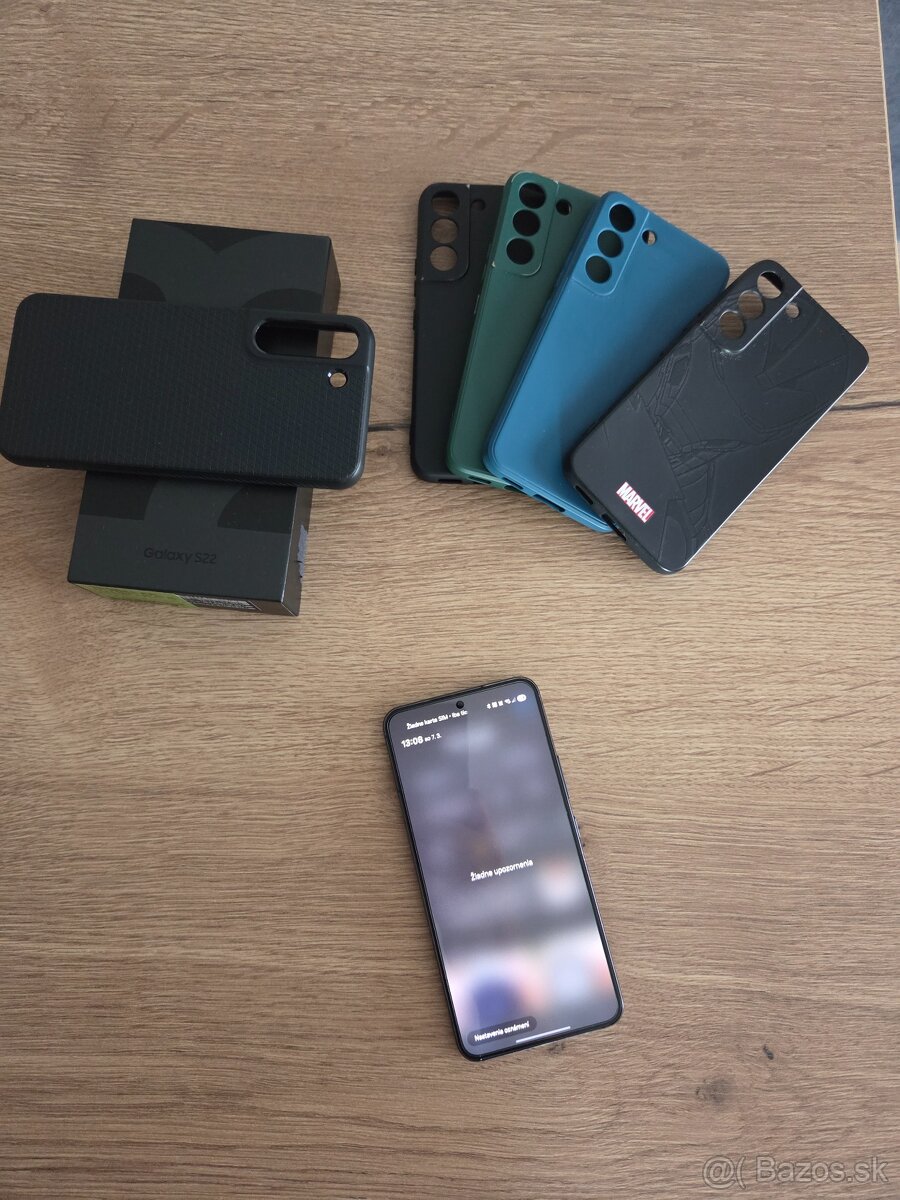 Predám Samsung Galaxy S22 128GB - 5
