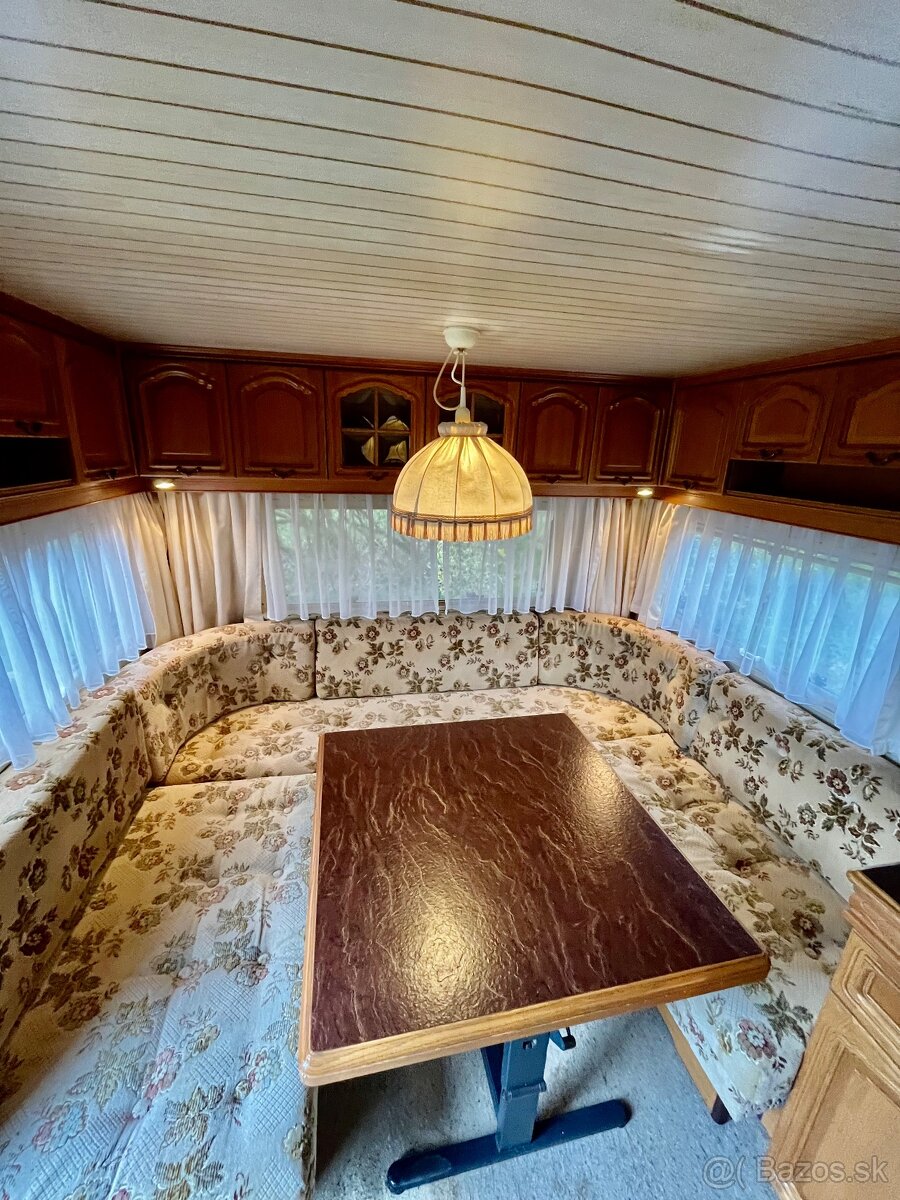 Karavan obytný prives Hobby de luxe - 5