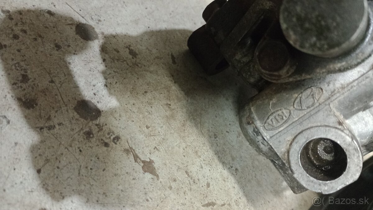 Kia k2500 valník 2006r Štartér ,alternator,.. - 5