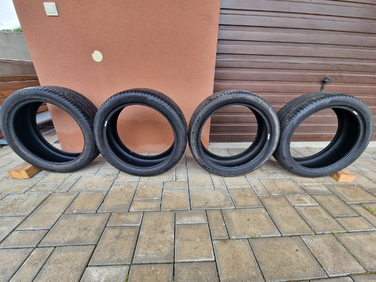Pirelli POWERGY 255/40 R20 - 5
