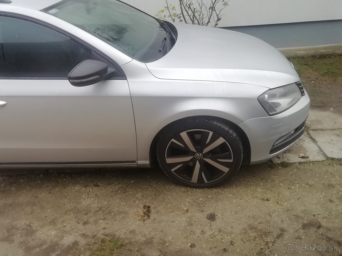Rozpredám volkswagen passat b7 combi 1,6 tdi 77 kw - 5