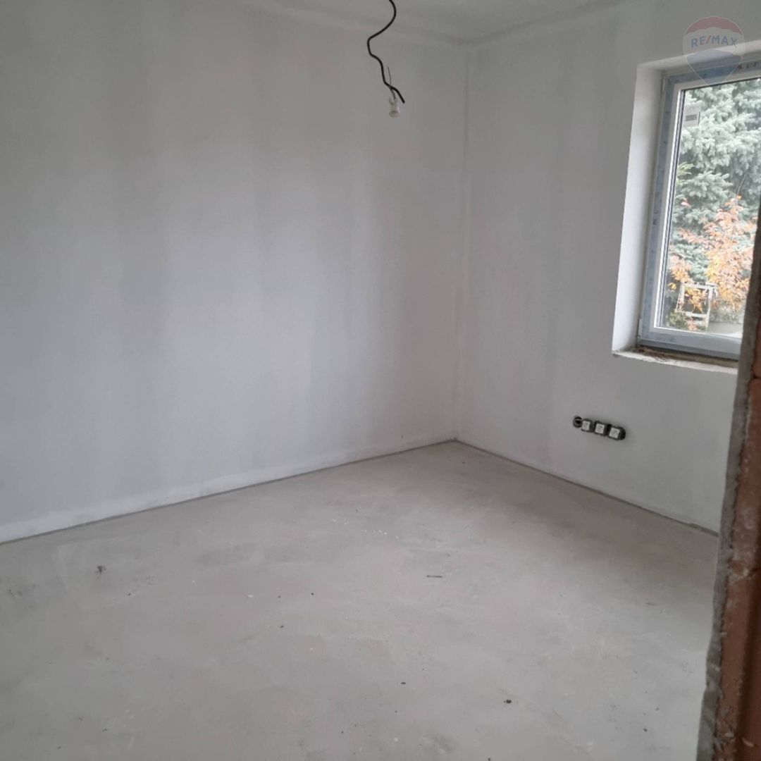 Predaj 4 izbový novo postavený rodinný dom v obci Veľká Mača - 5