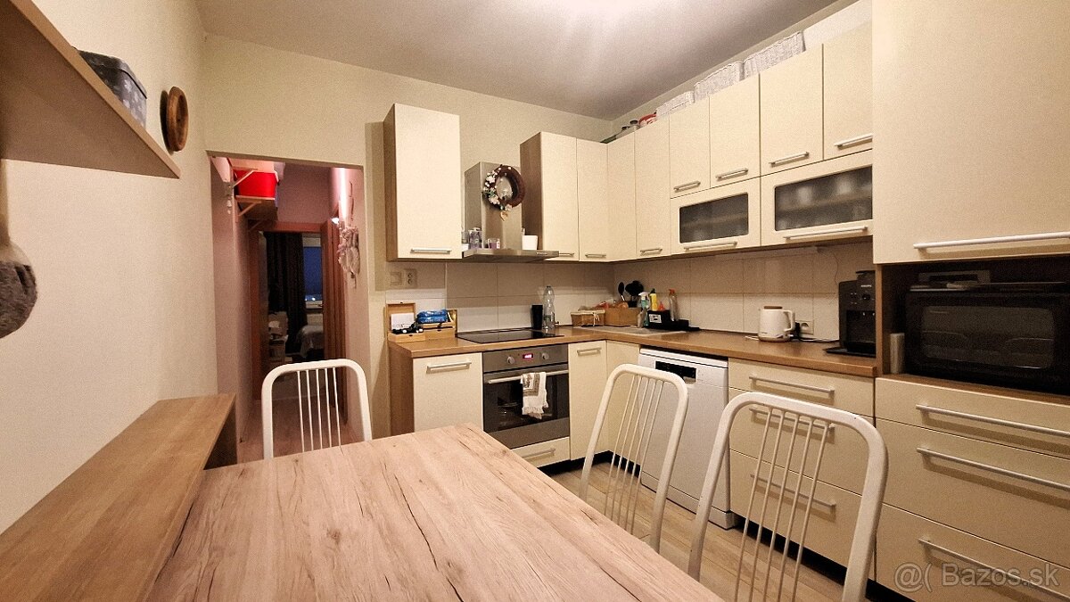 Krásny 3 izbový byt na Západe, kompletne zariadený - 5