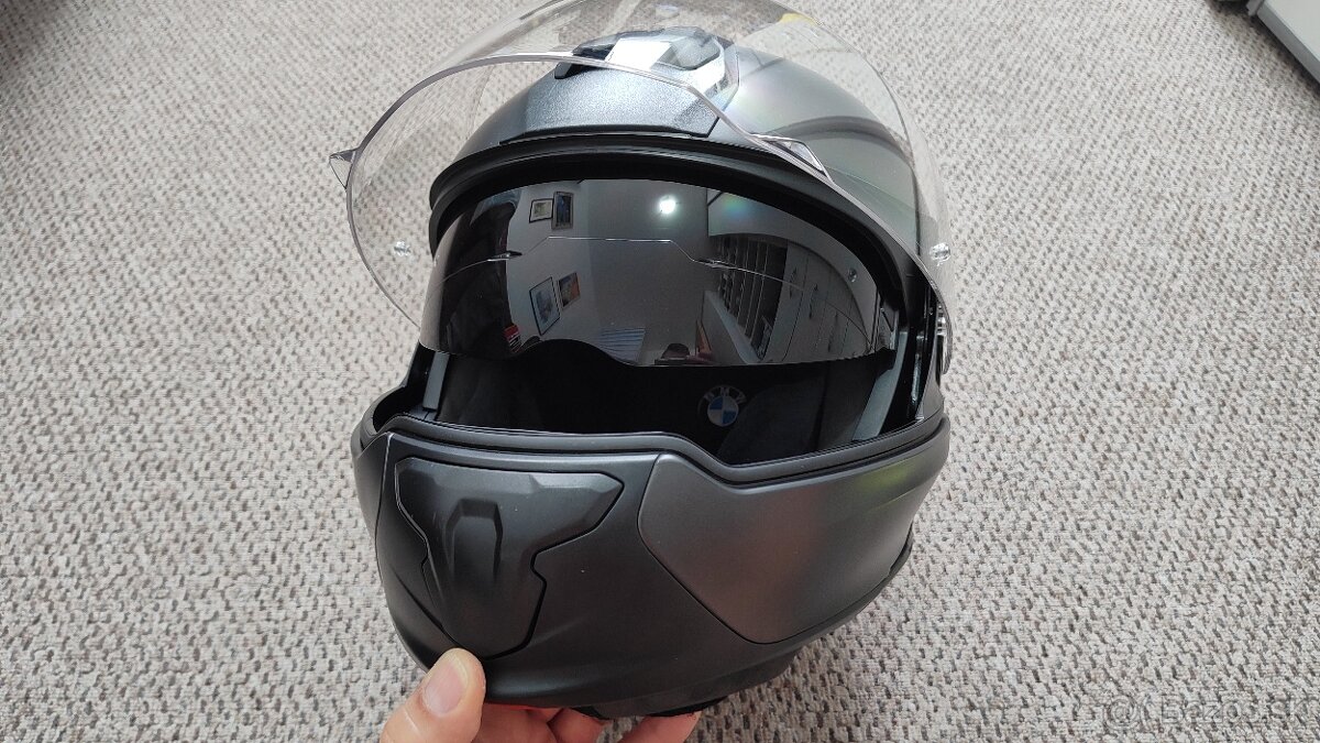 Predám helmu BMW System 7 veľkosť M - 5