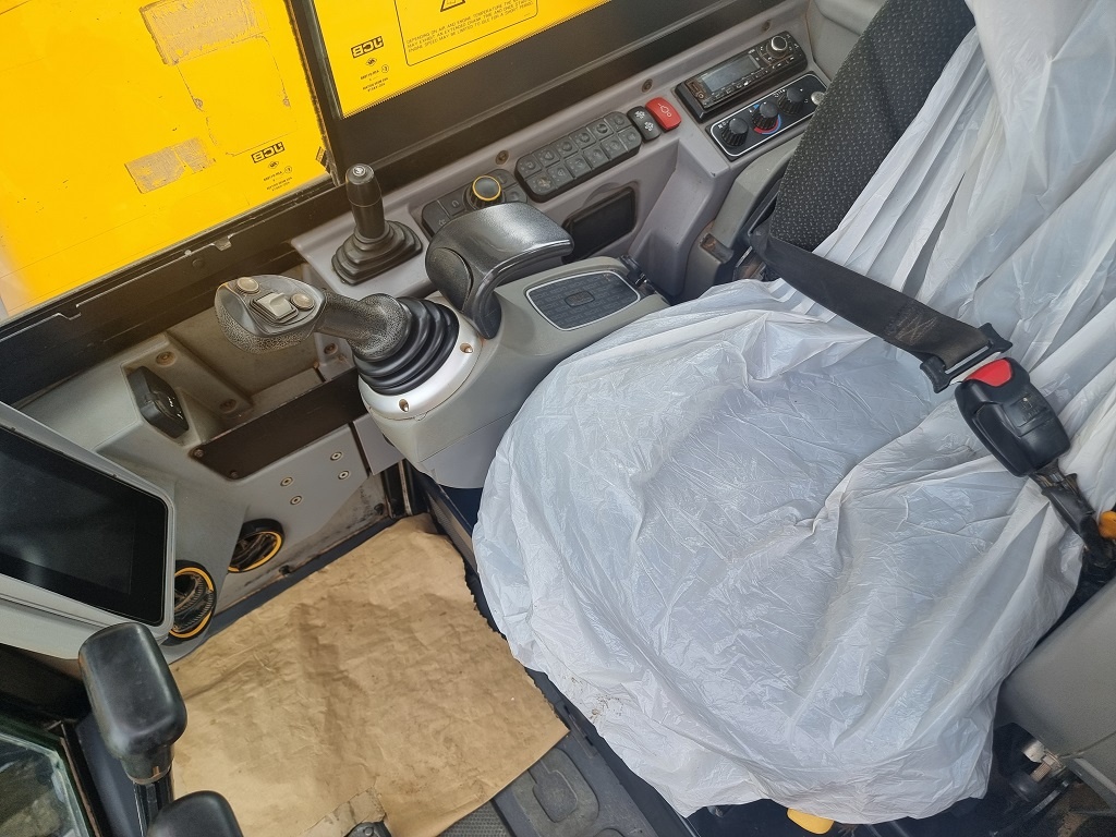 JCB 86C 2021 - 3500mth bez DPF, bez močoviny, A/C - 5