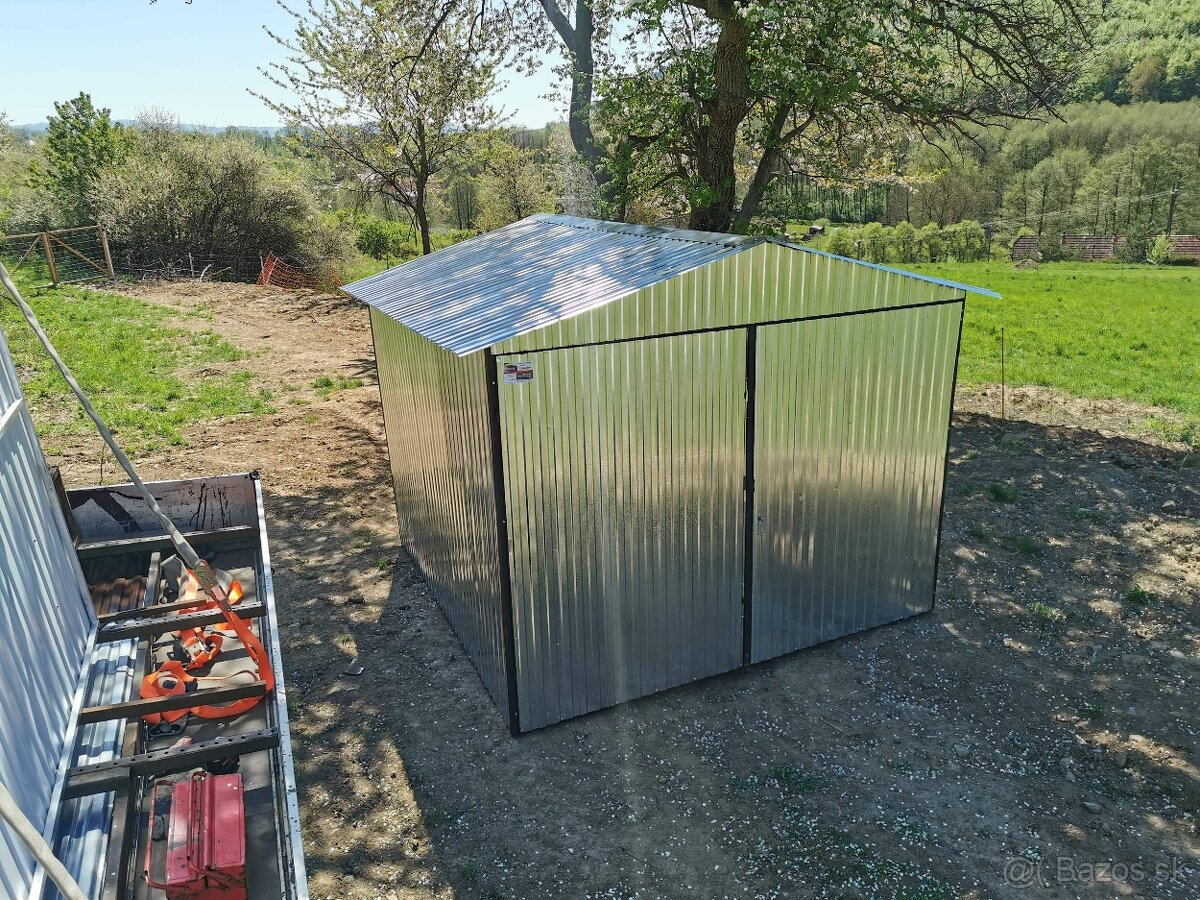 Plechová garáž rozmeru 3x5m so sedlovou strechou - 5