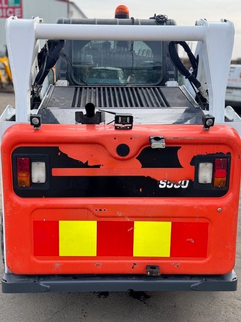 Smykový kolový nakladač Bobcat S530 - 5