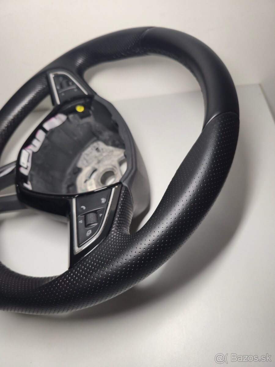 ŠPORTOVÝ VOLANT ŠKODA - 5