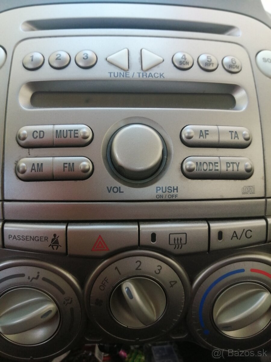 Subaru Justy 1,0 - 5