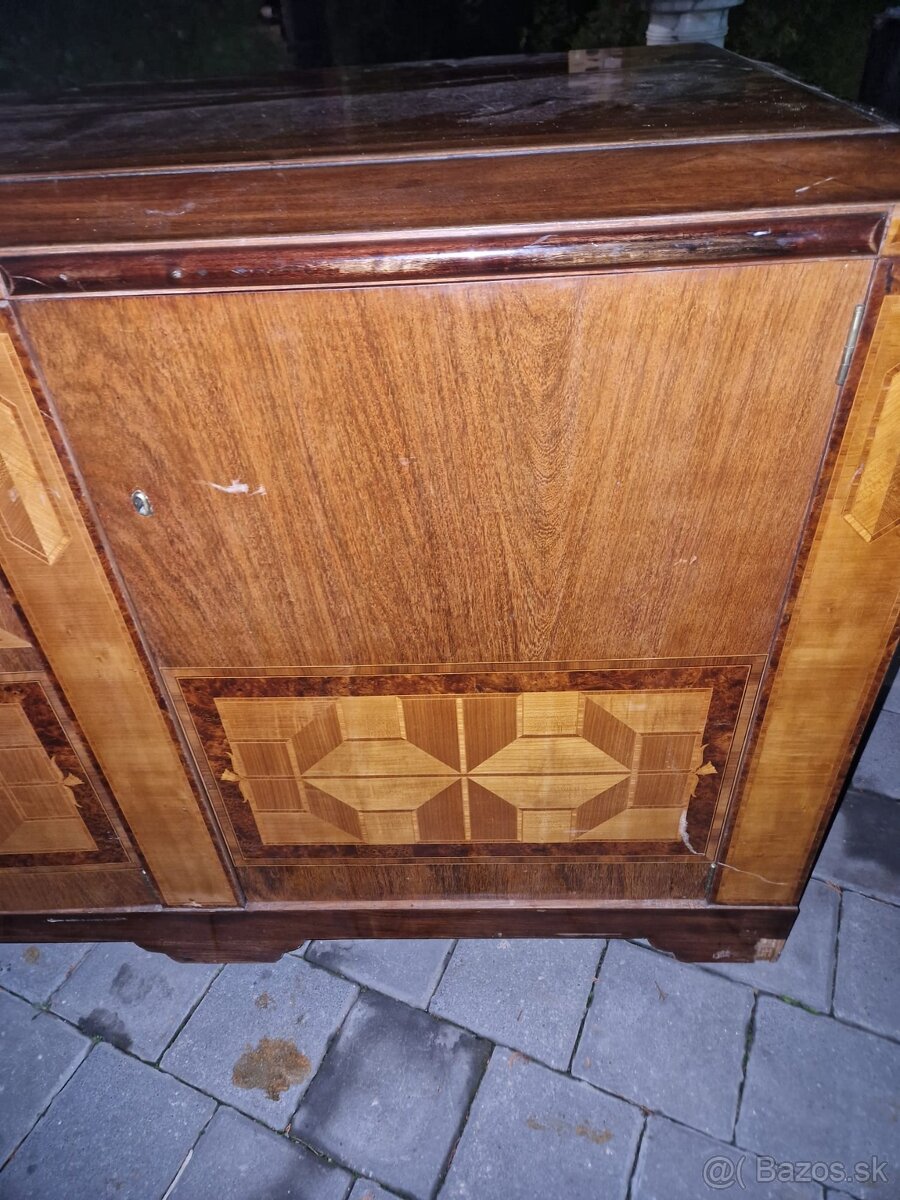 11 - Predám intarzovanú skrinku – umelecký stolársky kus - 5