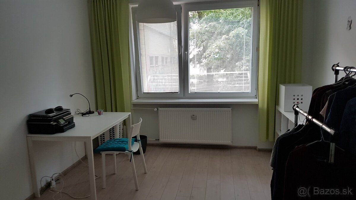 Prenájom 2-izbového bytu v centre Trnavy – Hospodárska 27 - 5