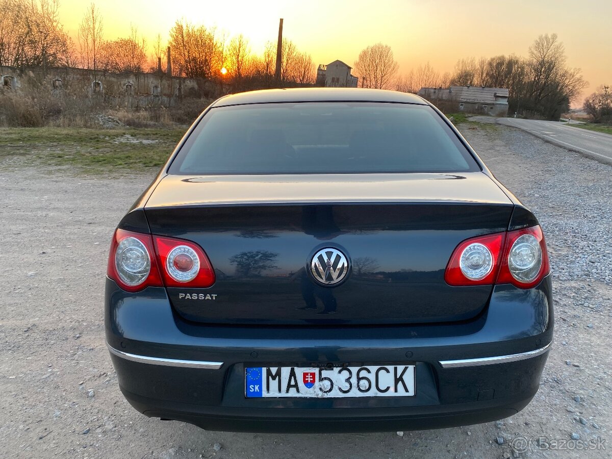 Predám VW Passat 4motion 2,0 Tdi HIGLINE 103kw - 5