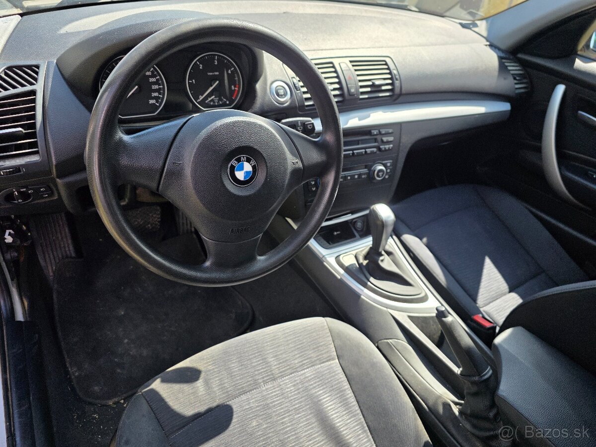 Rozpredam BMW e87 120d facelift - 5