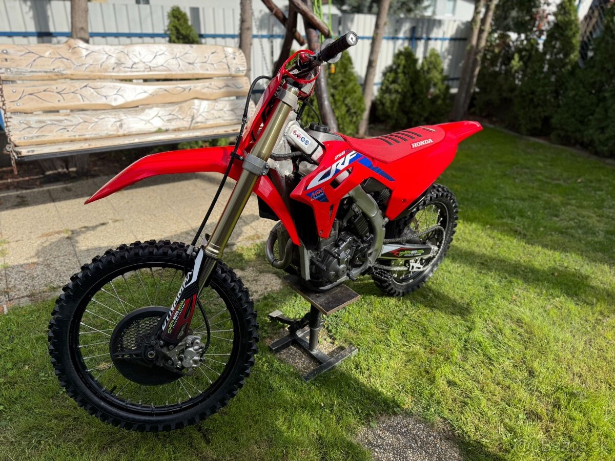 HONDA CRF 250 2023 - 5
