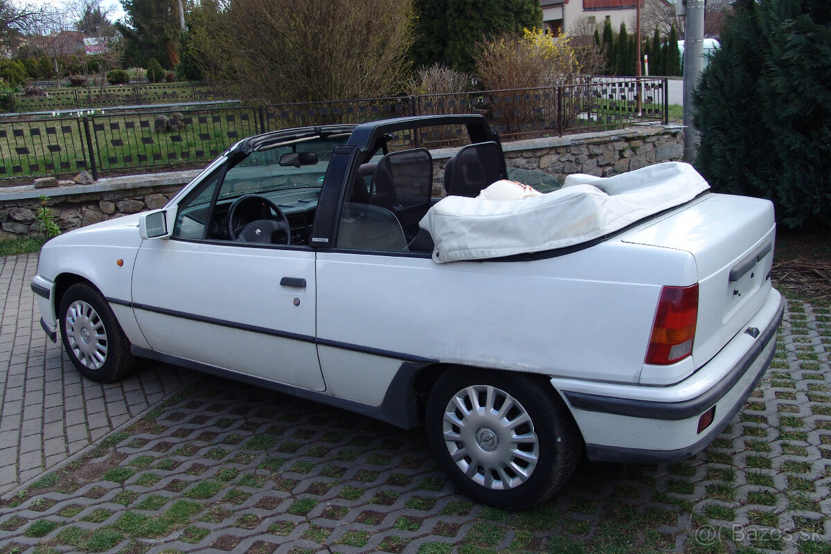 Opel Kadett cabrio Bertone - 5