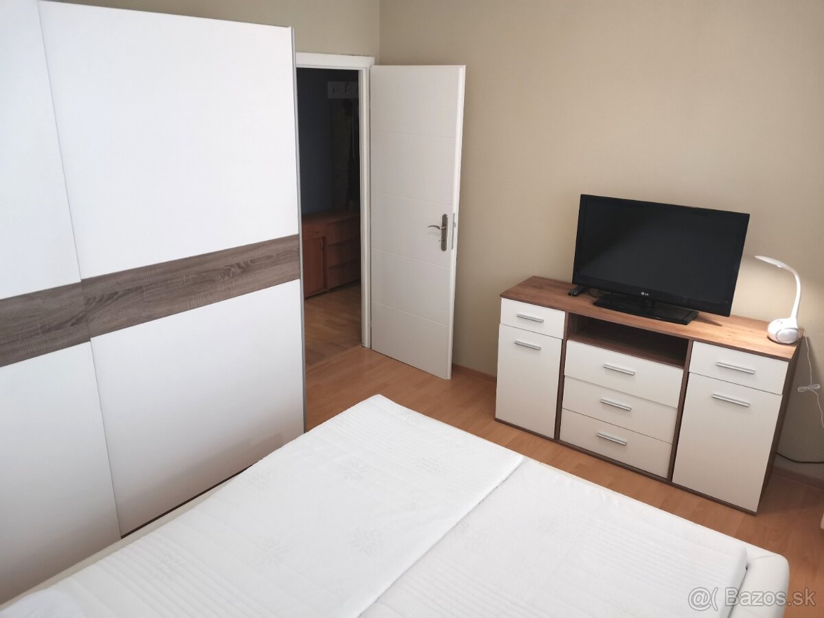 2,5 izb. byt, Clementisova, Dargovských Hrdinov - 5