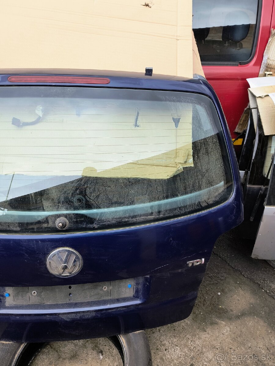 Predám kufor vw Touran - 5