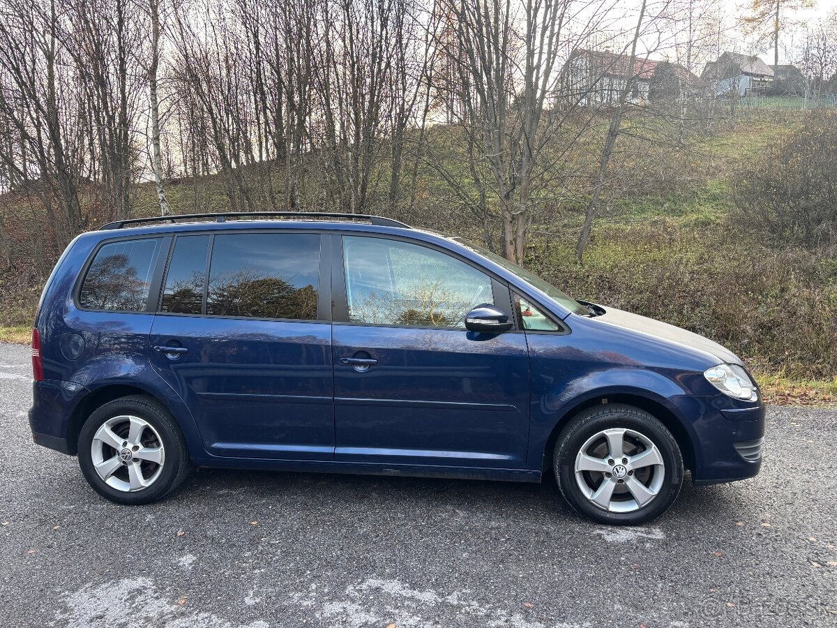 Volkswagen Touran 2.0tdi 103kw m6 - 5