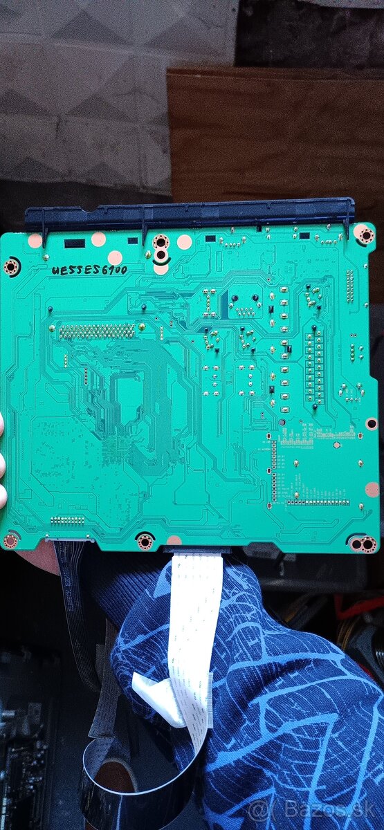 Predám diely z 55" full hd LED TV Samsung UE55ES6100 - 5