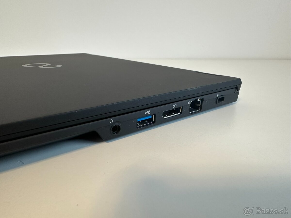 Fujitsu LifeBook U747 / i5 / 8GB DDR4 / 512GB SSD / Win10 - 5