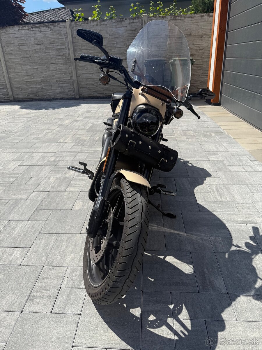 Harley Night Rod special - 5