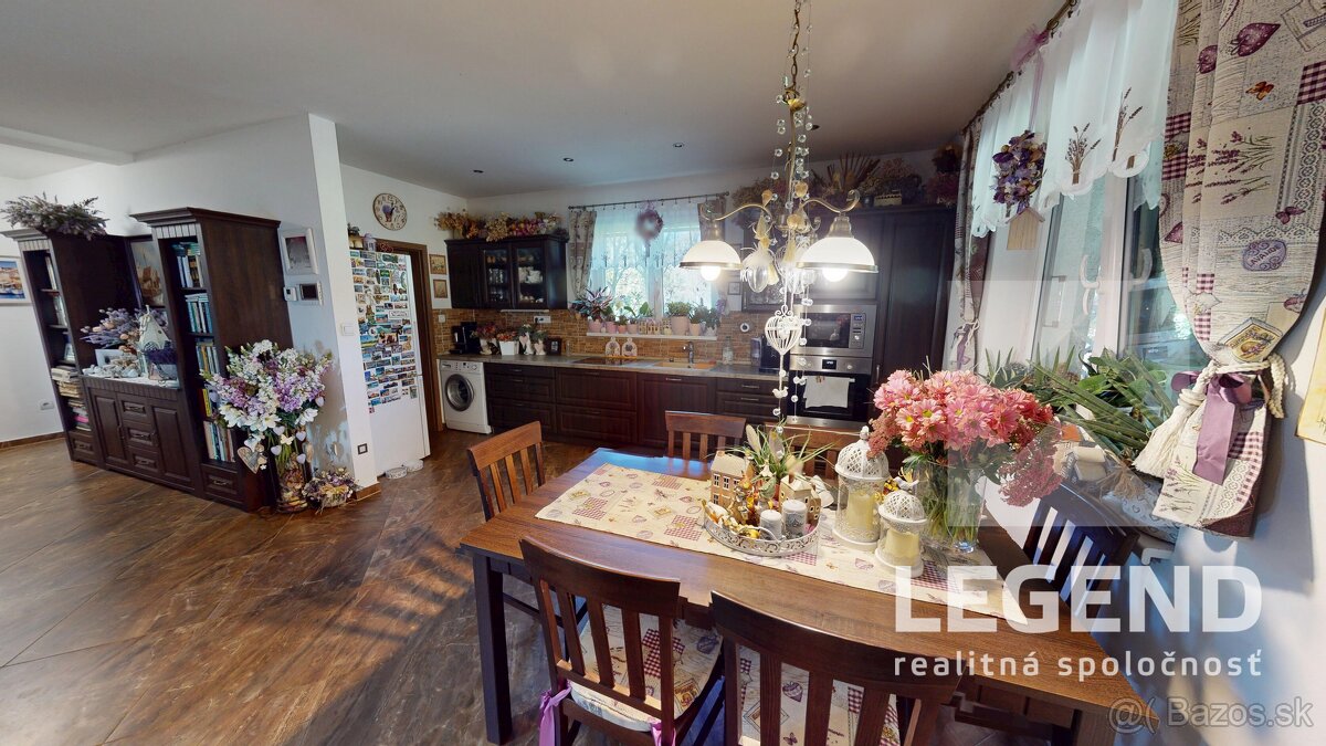 Krásna novostavba RD A. Kochanovce - 3i+1, 650m2, garáž - 5