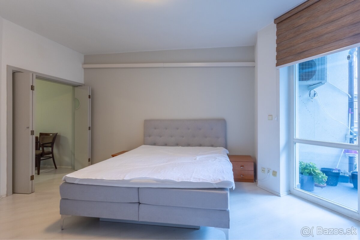 3-izbový byt 120 m2 v centre - Mikulášska ulica, Staré Mesto - 5