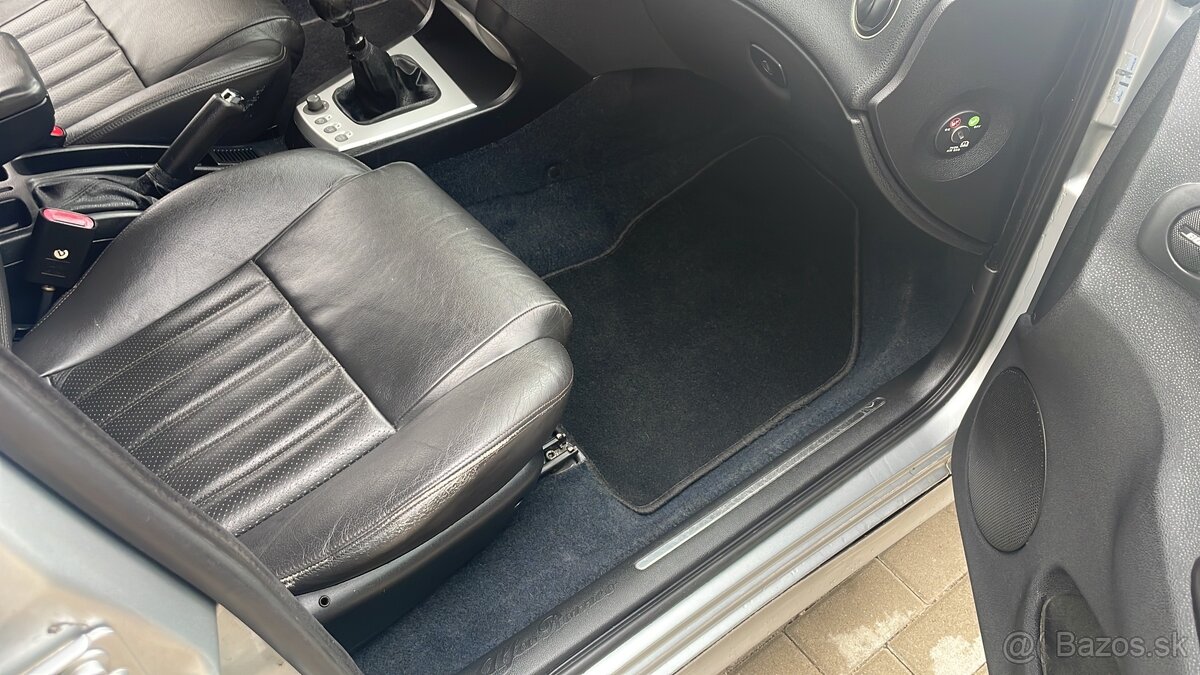 Alfa Romeo 156 2,5 v6 - 5