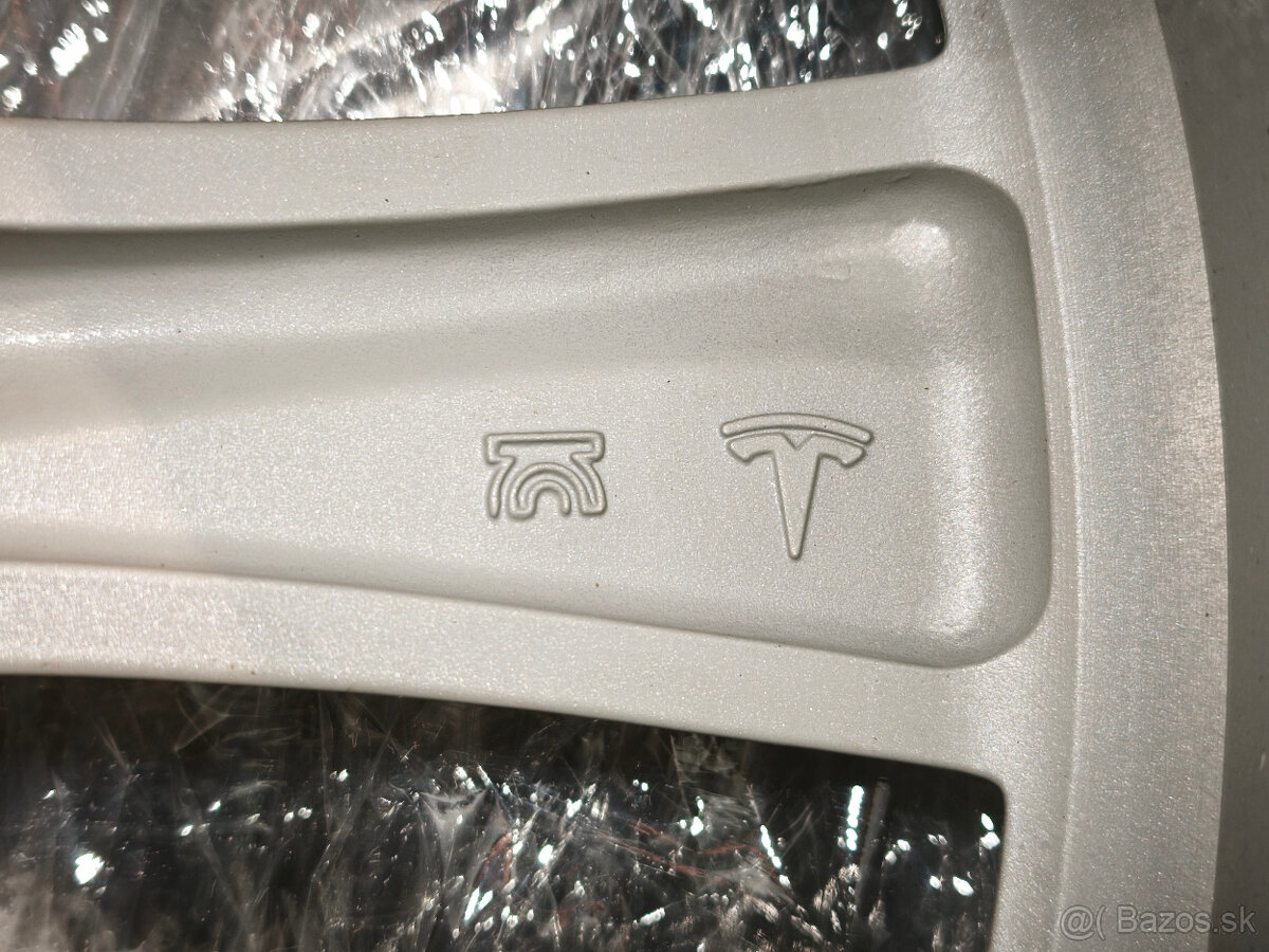 NOVÁ SADA DISKOV - Tesla Model S - 19" alu so snímačmi - 5