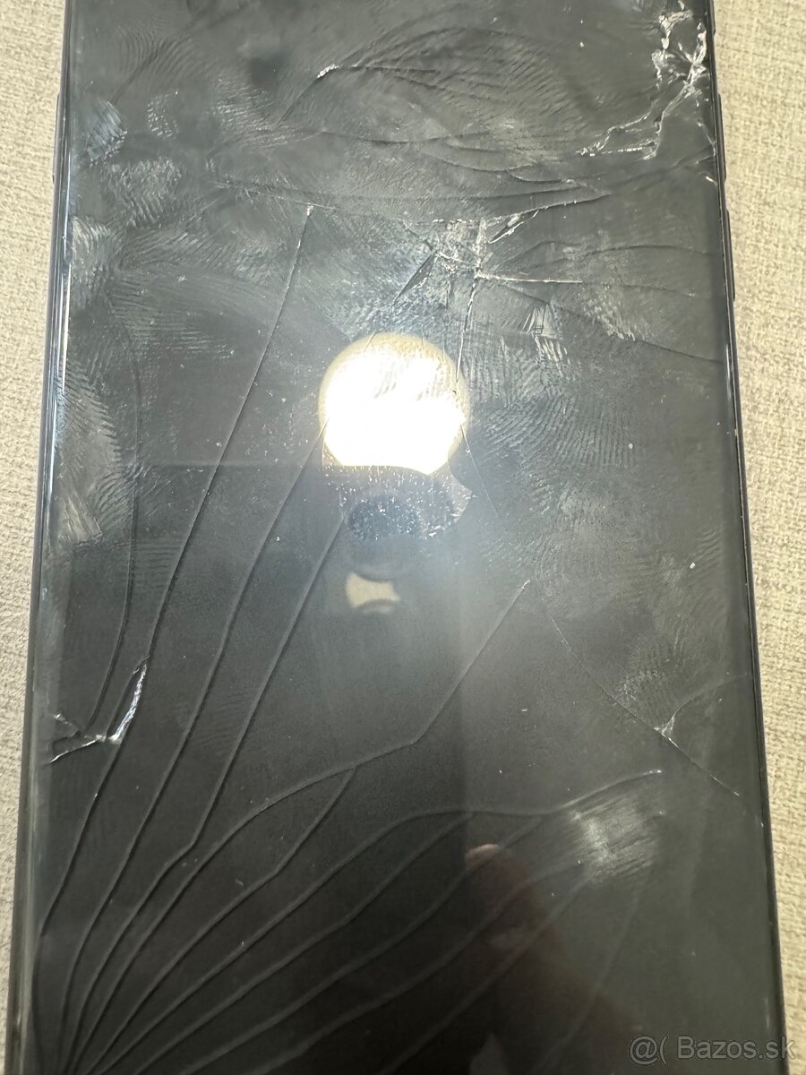 Apple iPhone SE 2.gen 2020 Black - 5