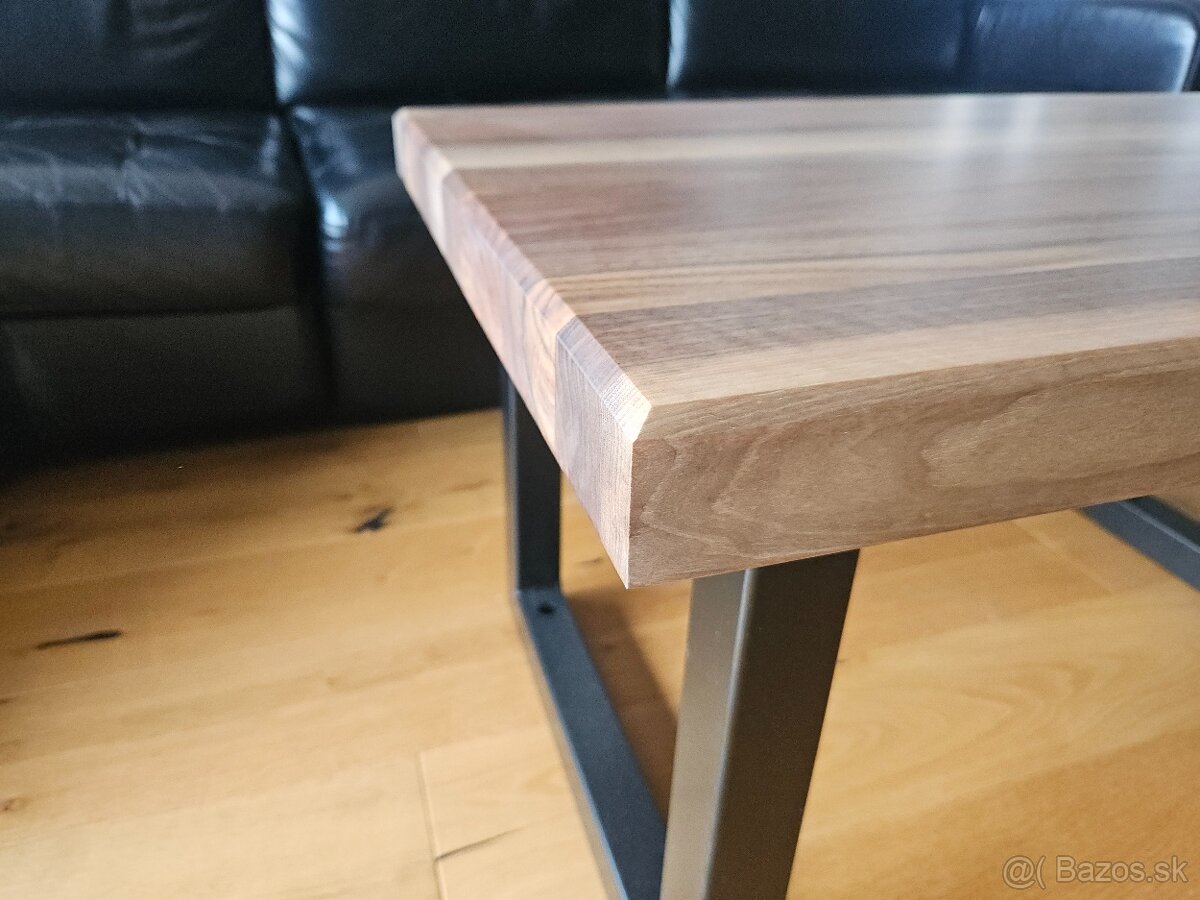 Orechovy konferencny stolik - 5