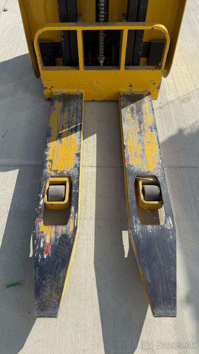 vysokozdvižný paletový vozík YALE MS10E-2860 - 5