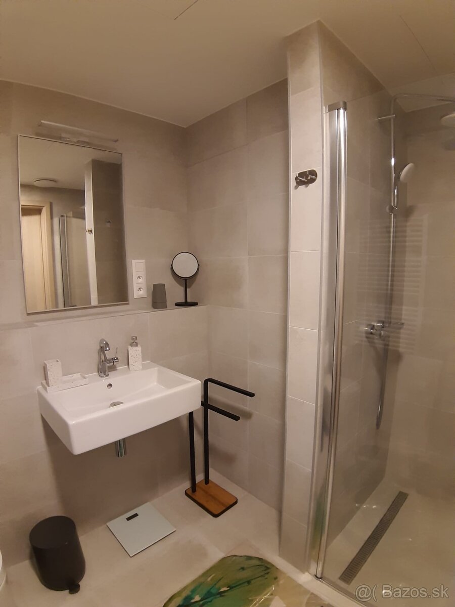 Na prenájom, SKY PARK Tower, štýlový 2 izbový byt – novostav - 5