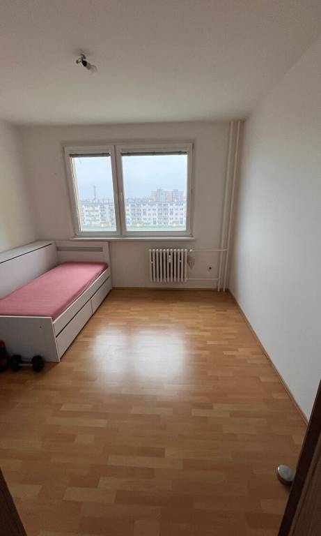 3-izbový byt v Podunajských Biskupiciach hneď vedľa OC Hron - 5