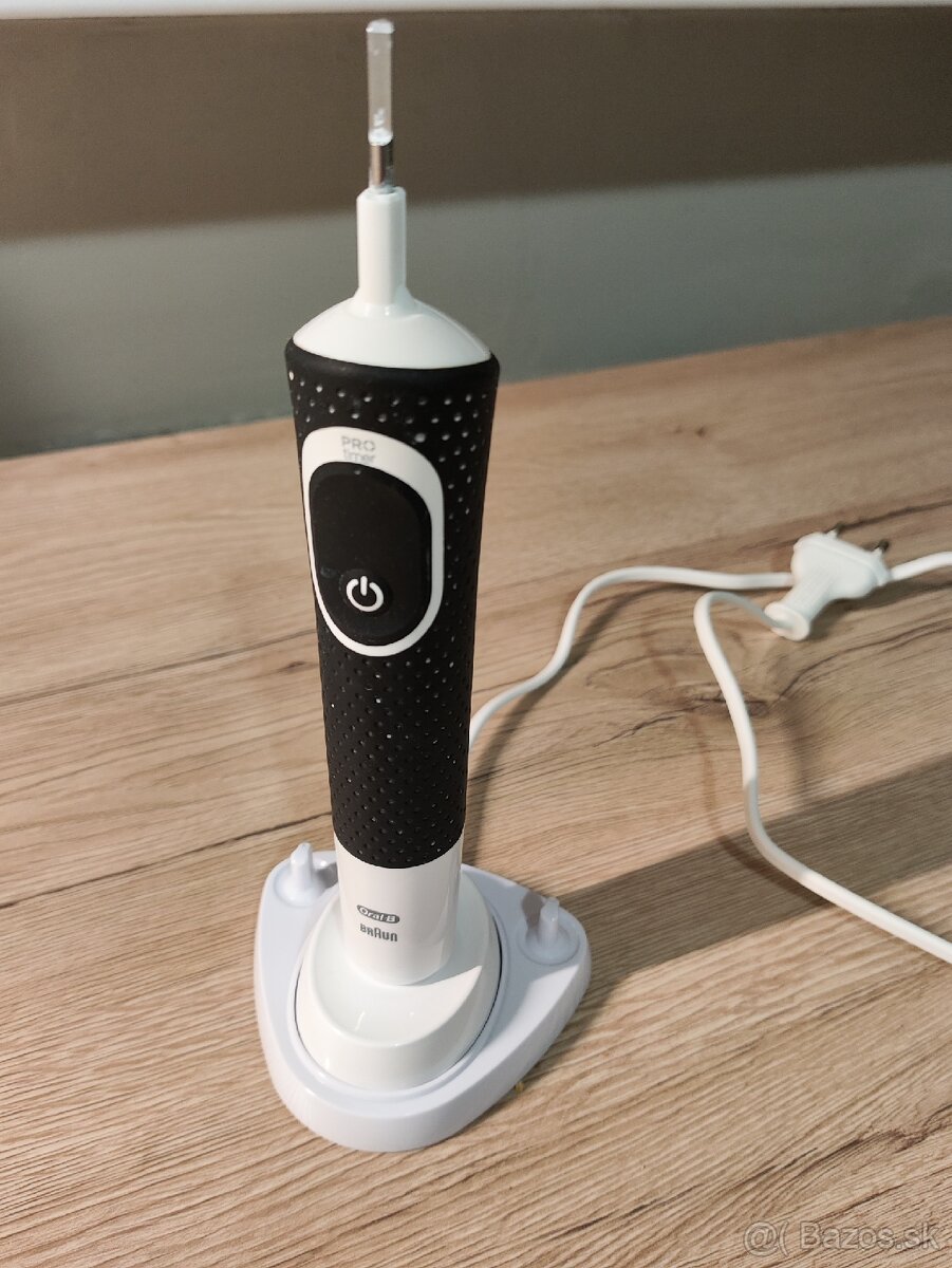 Predám sónickú kefku Oral B - 5