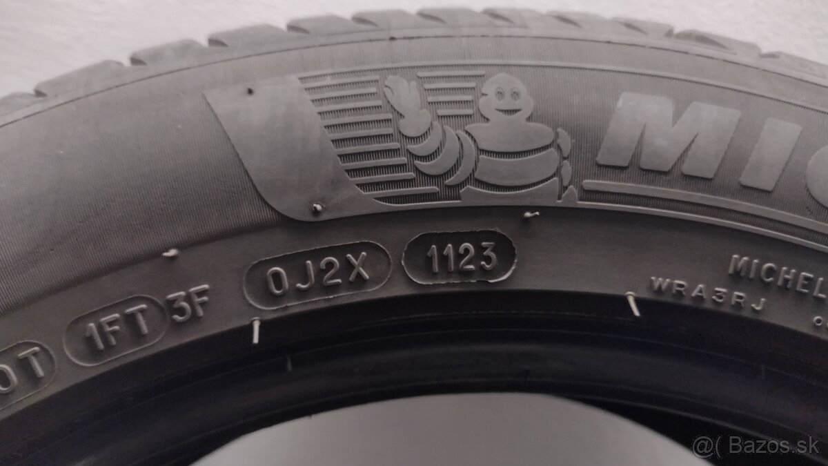 215/55r17 Michelin - 5