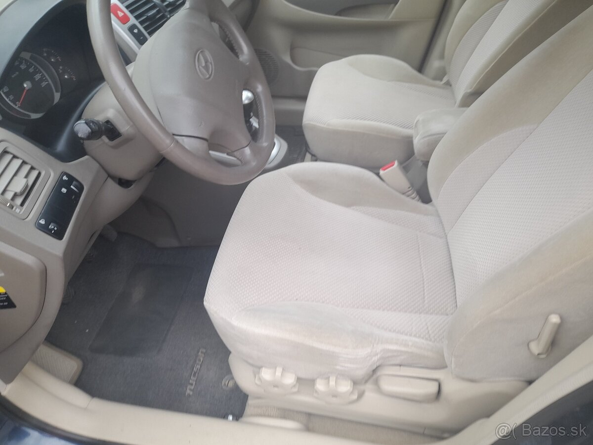 Hyundai Tuscon 2,0 CRDi, rok 6/2007 - dovoz - 5