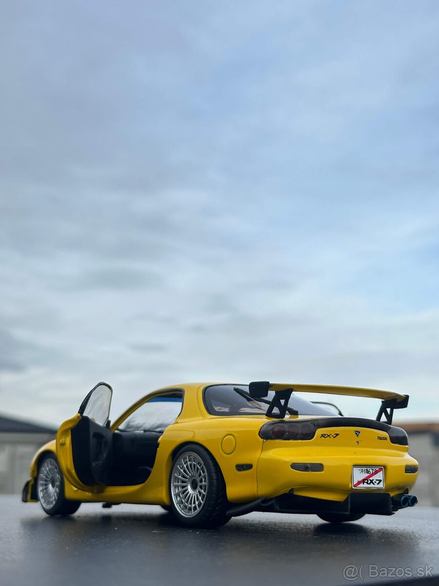 ⚠️ MAZDA, LADA predam zberatelsky model v mierke 1:18. - 5