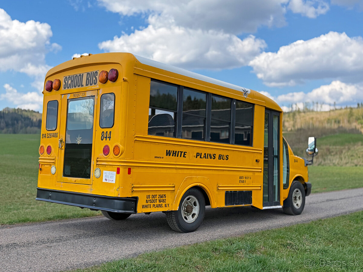CHEVROLET EXPRESS – USA SCHOOLBUS – 6.6 DURAMAX DIESEL - 5