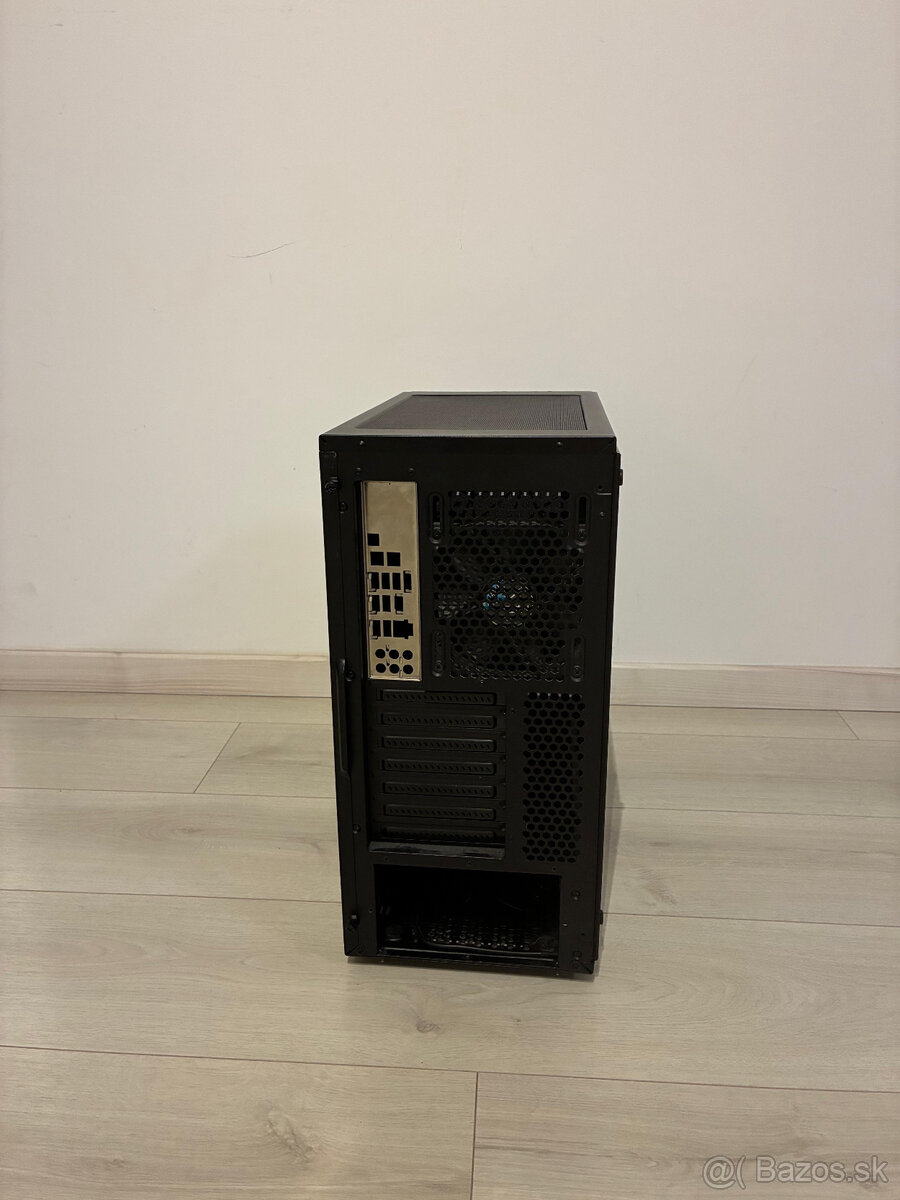 Fractal Design Meshify C Dark TG PC skrinka – 55 € - 5