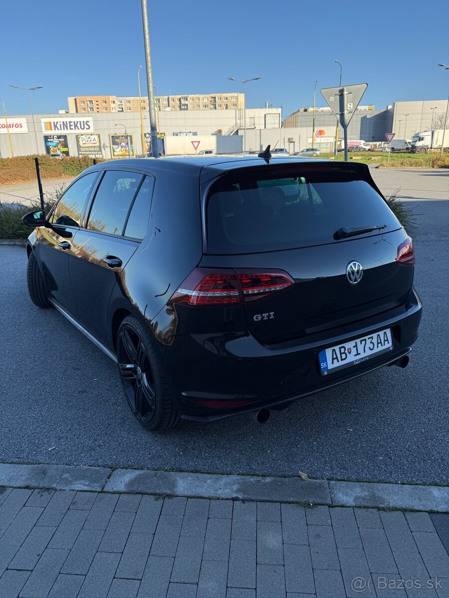 Volkswagen Golf 7 GTI 2.0 TSI 162kW 2016 - 5