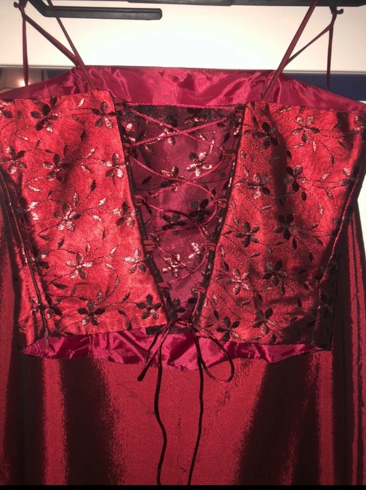 Spoločenské korzetove saty - 5